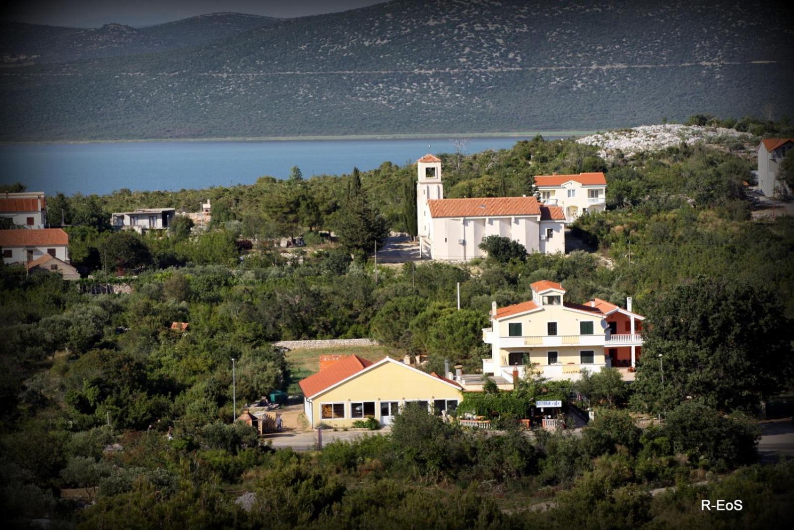 Vulinka Pension Hotel Drage Exterior foto